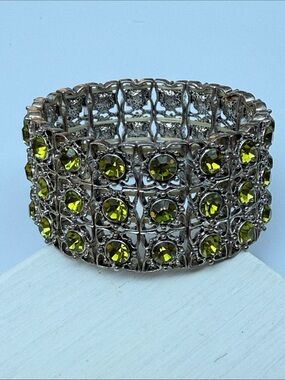 Peridot Green August Birthday Stone Crystal Stretch Bracelet - Women's Jewelry